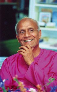 Sri Chinmoy smiling beautifully